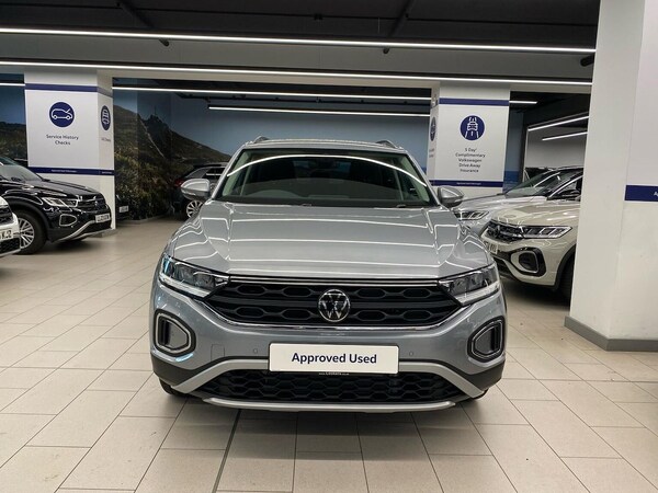 Used Volkswagen T-Roc 2025 for sale - 76219190: Photo 5