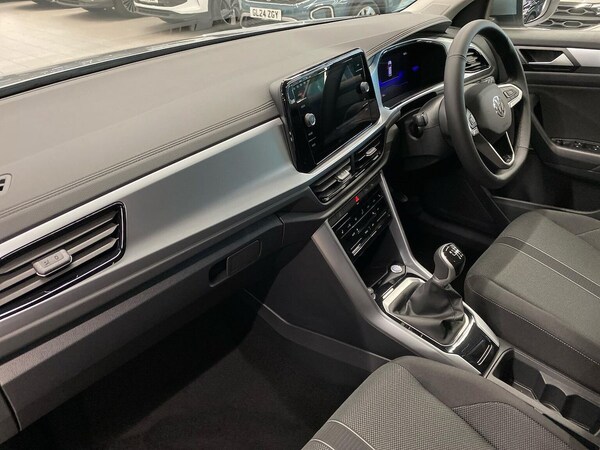 Used Volkswagen T-Roc 2025 for sale - 76219190: Photo 7