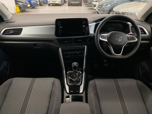 Used Volkswagen T-Roc 2025 for sale - 76219190: Photo 8