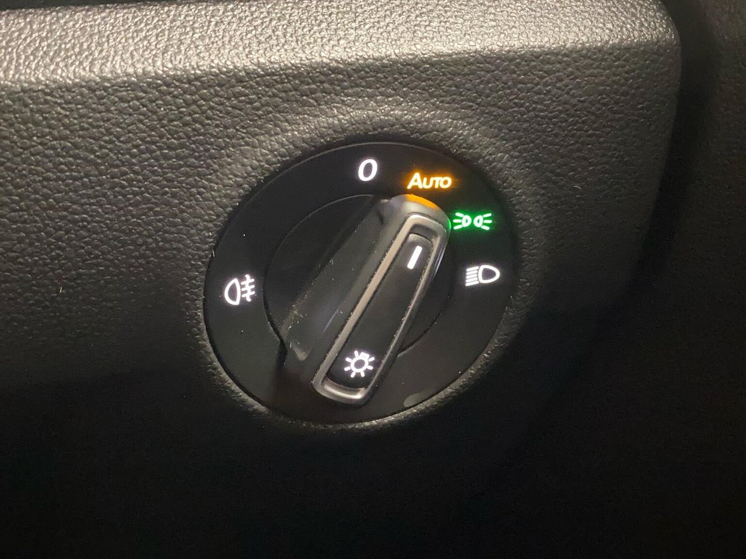 Used Volkswagen T-Roc 2020 for sale - 77069964: Photo 24