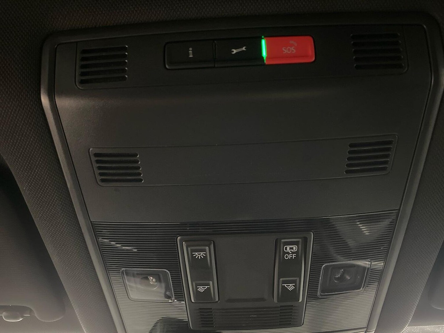 Used Volkswagen T-Roc 2023 for sale - 76785191: Photo 14