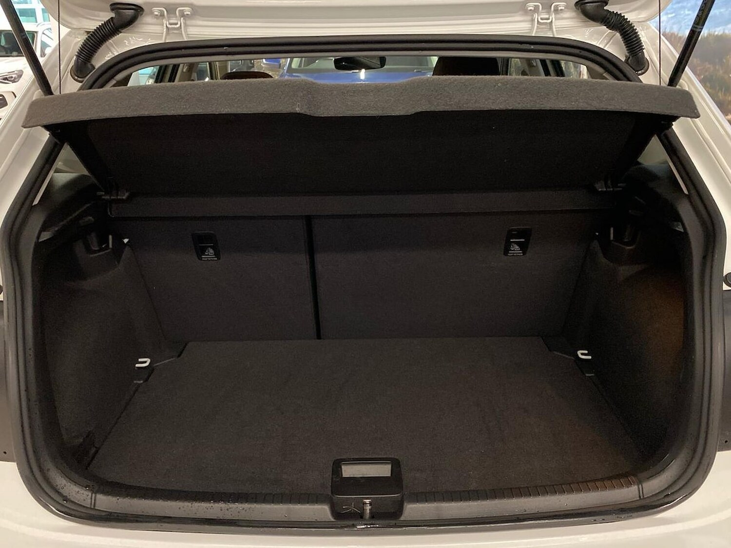 Used Volkswagen Polo 2023 for sale - 77487877: Photo 17