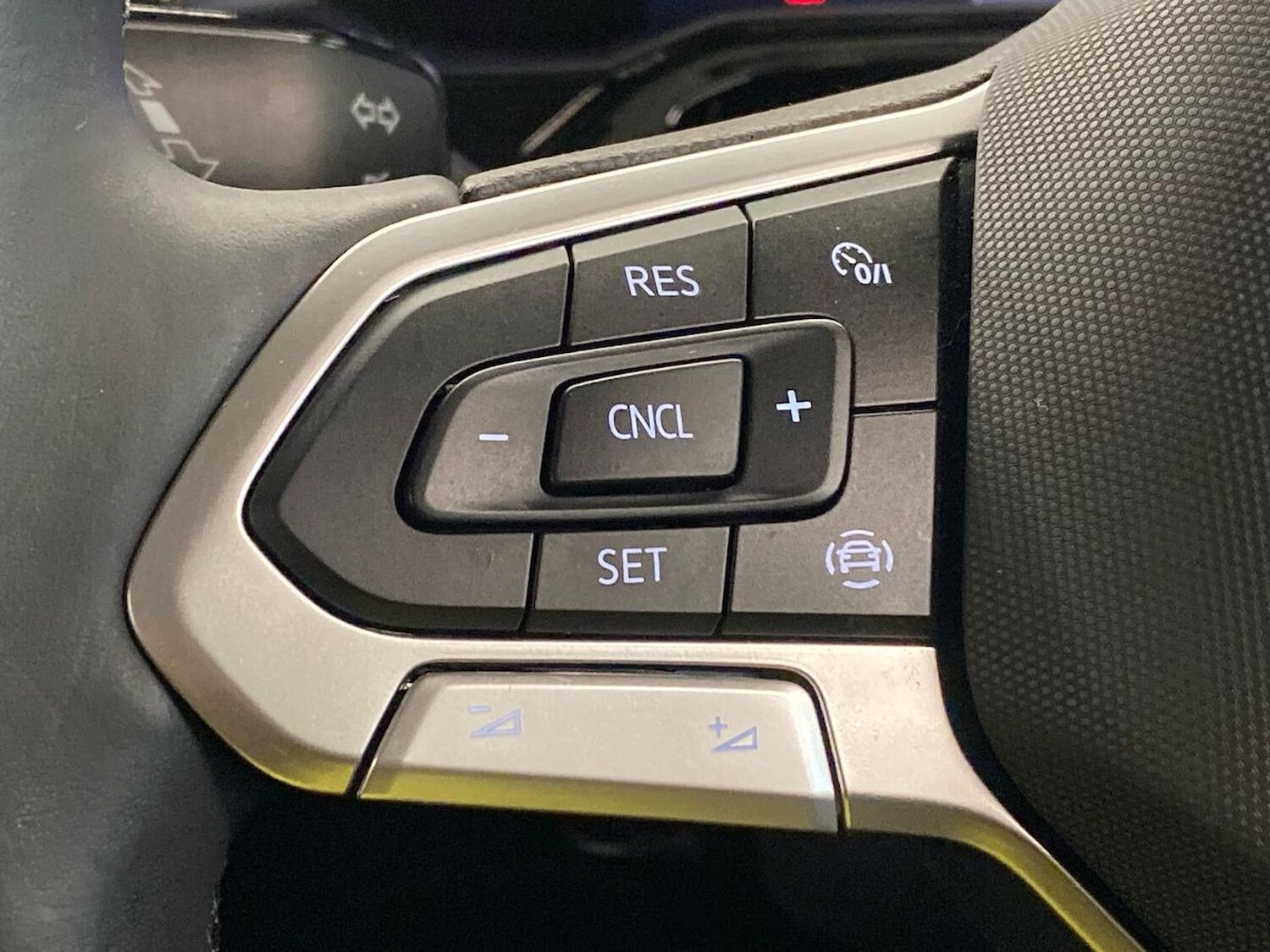 Used Volkswagen Polo 2023 for sale - 77487877: Photo 25