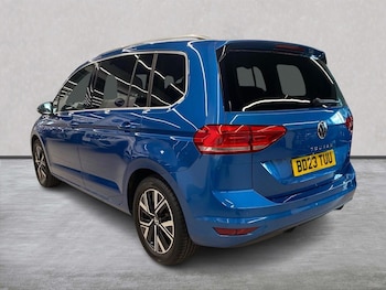 Used Volkswagen Touran 2023 for sale - 78820846: Photo