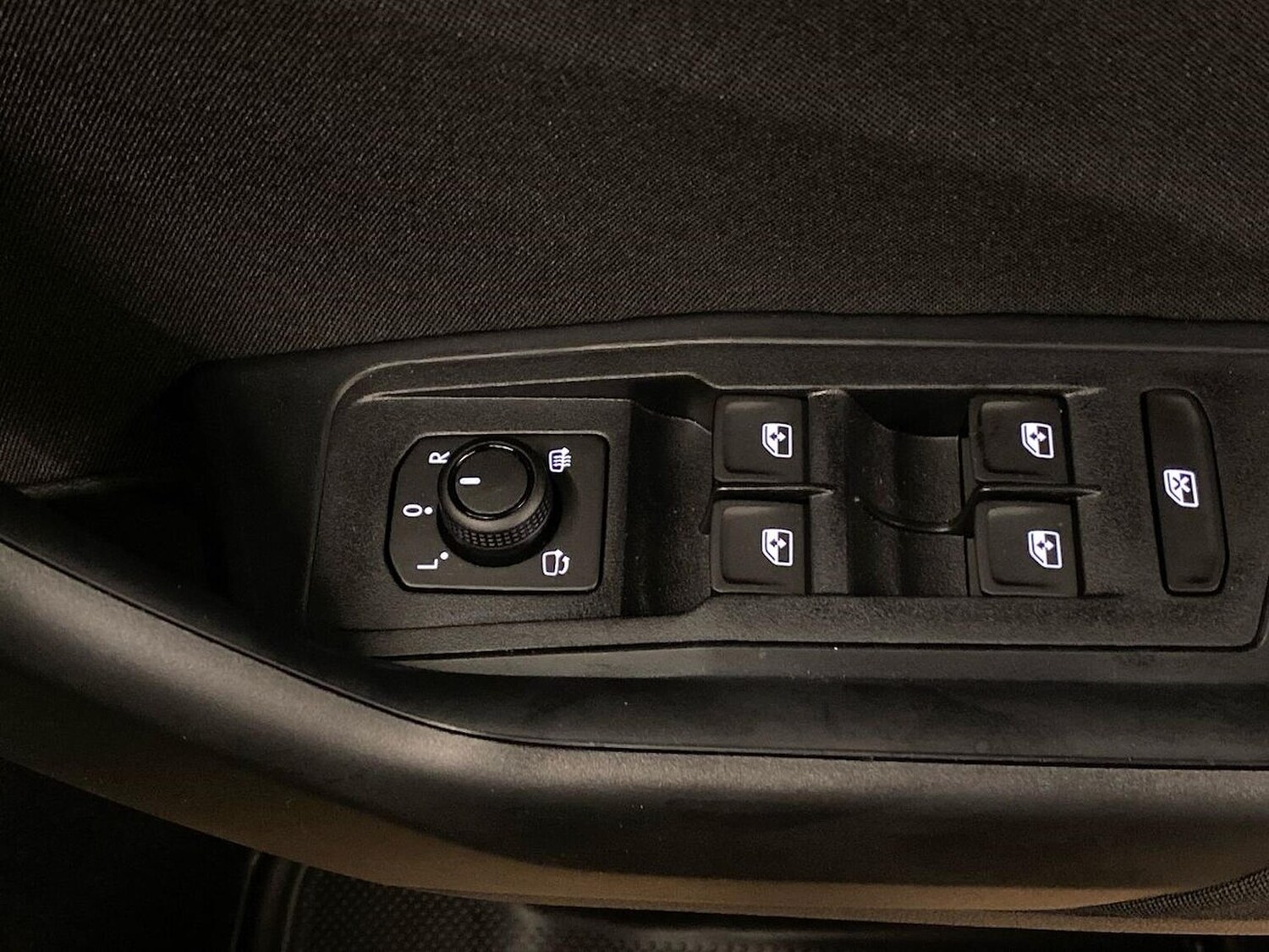 Used Volkswagen T-Roc 2025 for sale - 76219189: Photo 22