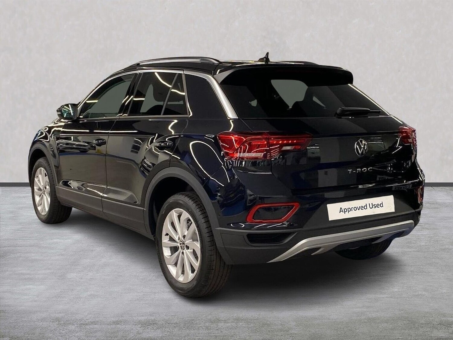Used Volkswagen T-Roc 2025 for sale - 76219189: Photo 3