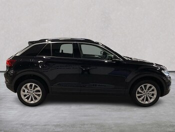 Used Volkswagen T-Roc 2025 for sale - 76219189: Photo 4