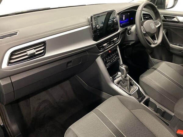 Used Volkswagen T-Roc 2025 for sale - 76219189: Photo 8