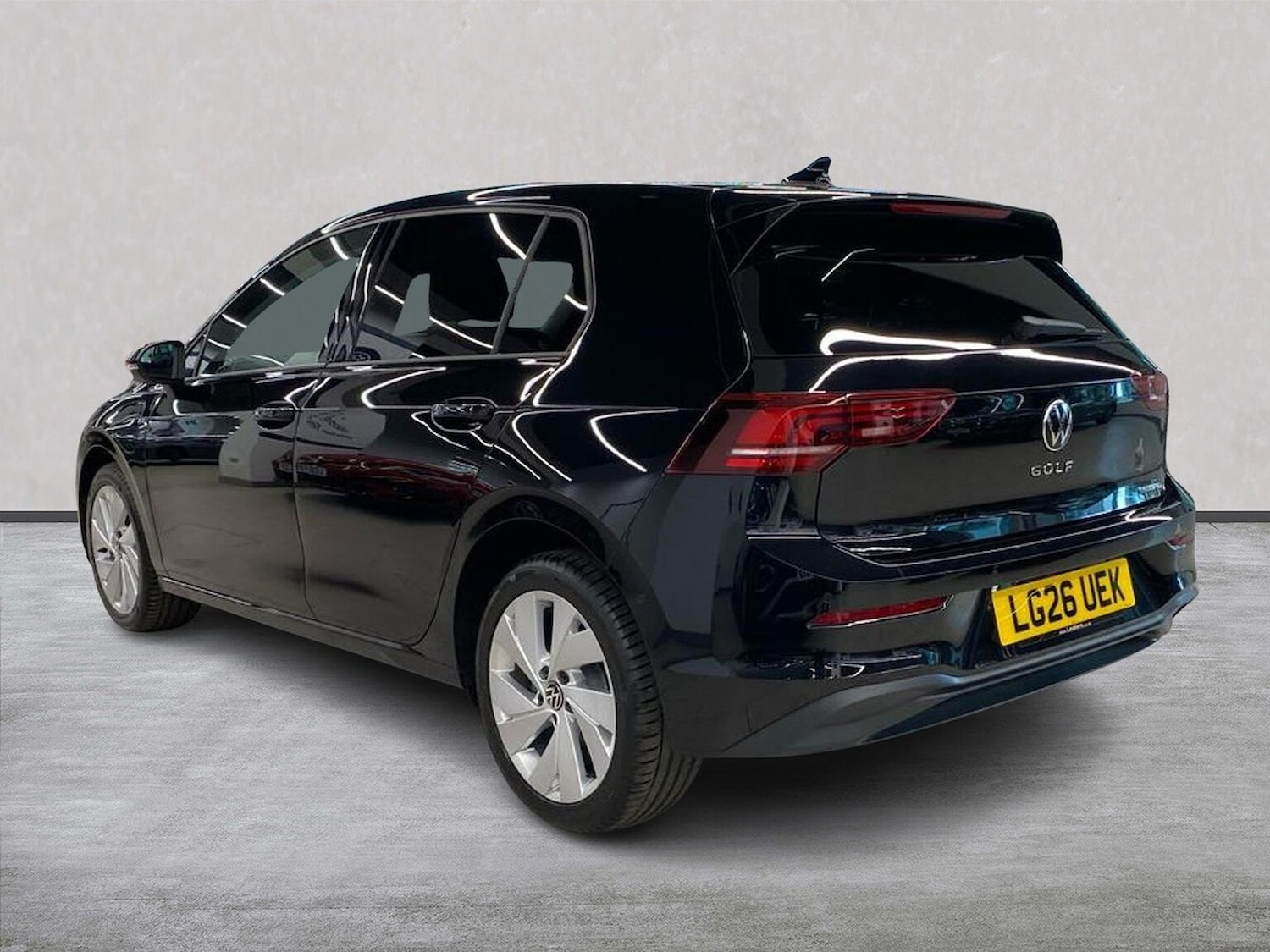 Used Volkswagen Golf 2026 for sale - 78195345: Photo 2