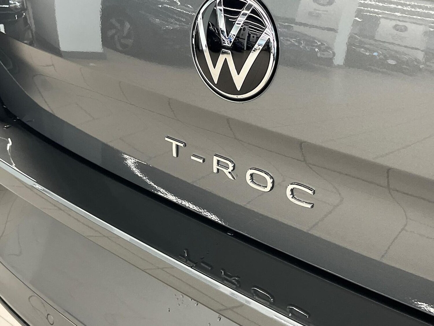 Used Volkswagen T-Roc 2025 for sale - 76102524: Photo 31