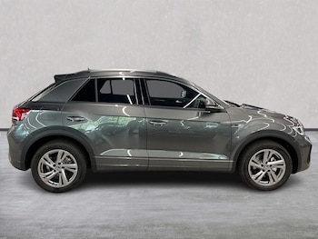 Used Volkswagen T-Roc 2025 for sale - 76102524: Photo 3