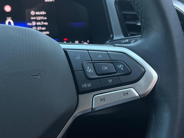 Used Volkswagen T-Roc 2025 for sale - 76030415: Photo 25