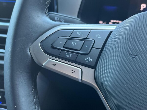 Used Volkswagen T-Roc 2025 for sale - 76030415: Photo 26