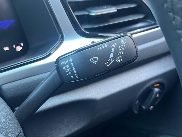 Used Volkswagen T-Roc 2025 for sale - 76030415: Photo 27