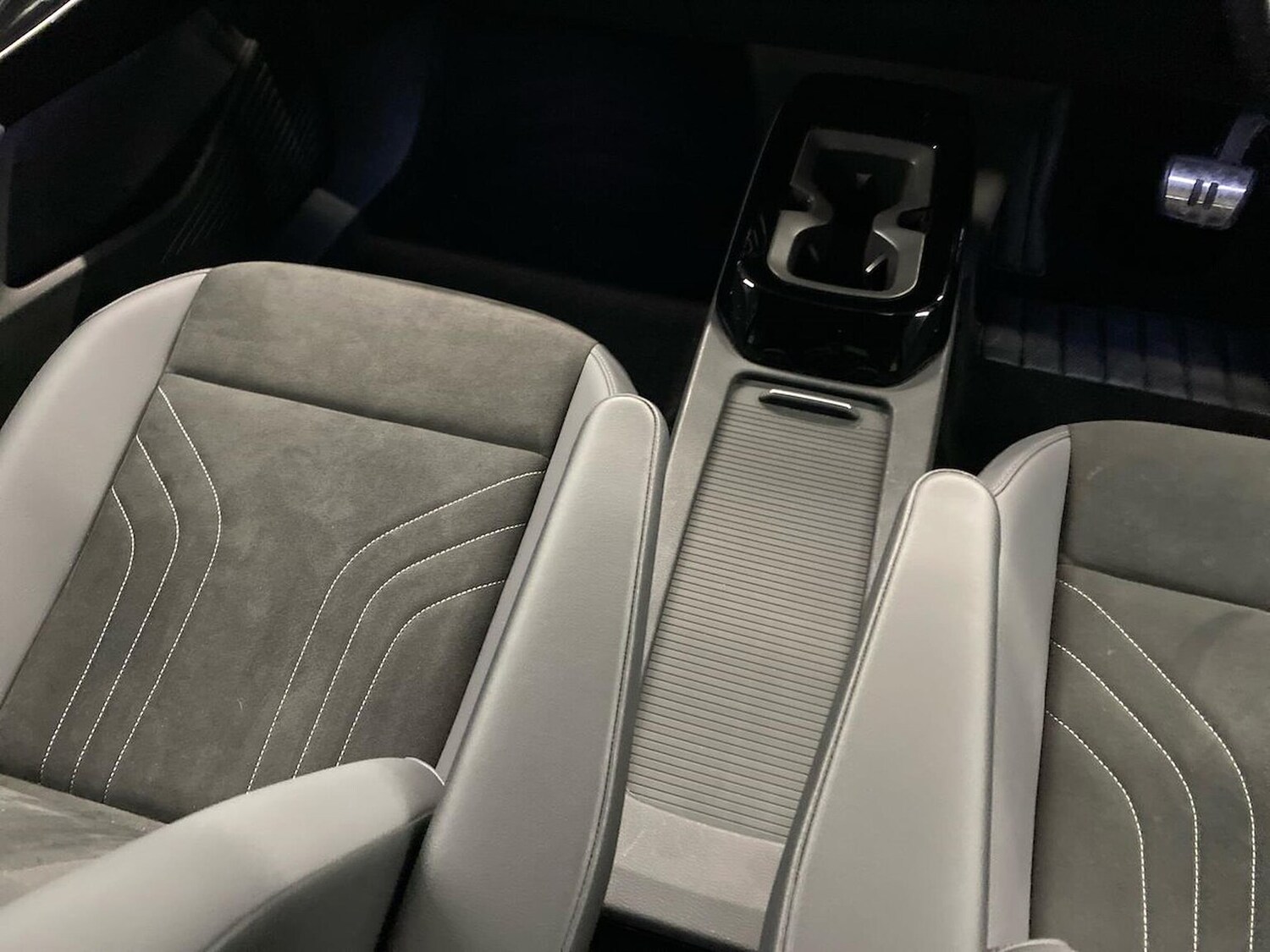 Used Volkswagen ID.4 2024 for sale - 76637768: Photo 13