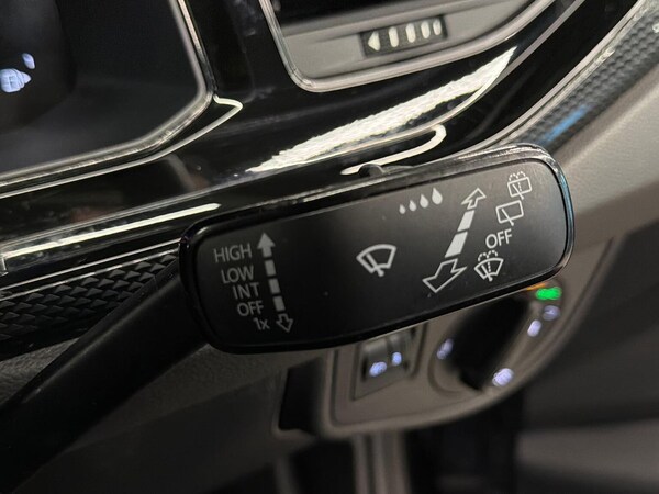 Used Volkswagen Polo 2023 for sale - 76102521: Photo 26