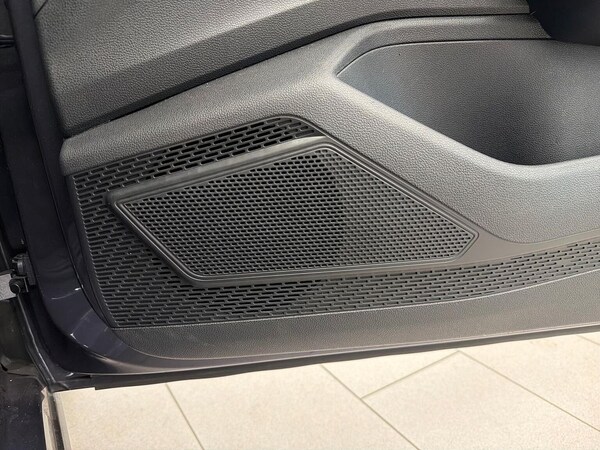 Used Volkswagen Polo 2023 for sale - 76102521: Photo 28
