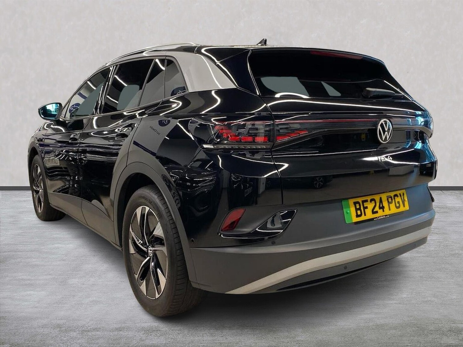 Used Volkswagen ID.4 2024 for sale - 77676280: Photo 2