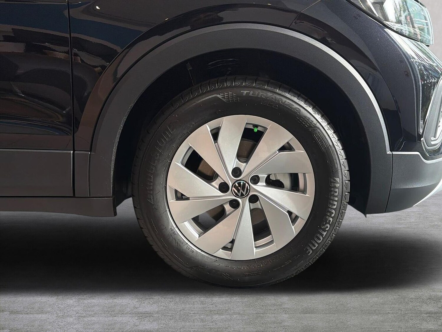 Used Volkswagen T-Cross 2025 for sale - 76143004: Photo 6