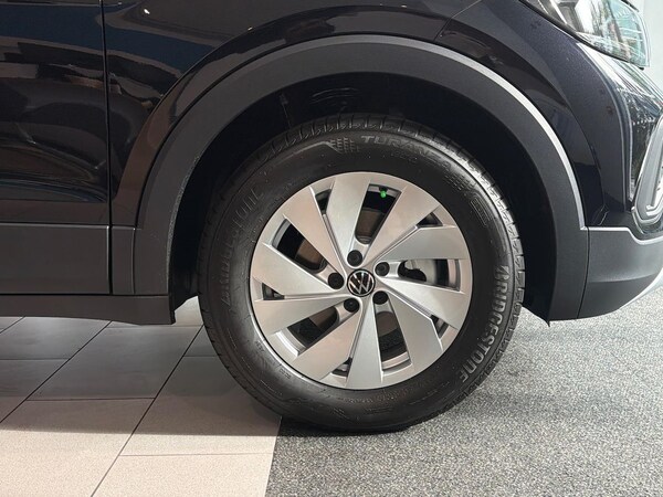 Used Volkswagen T-Cross 2025 for sale - 76143004: Photo 6