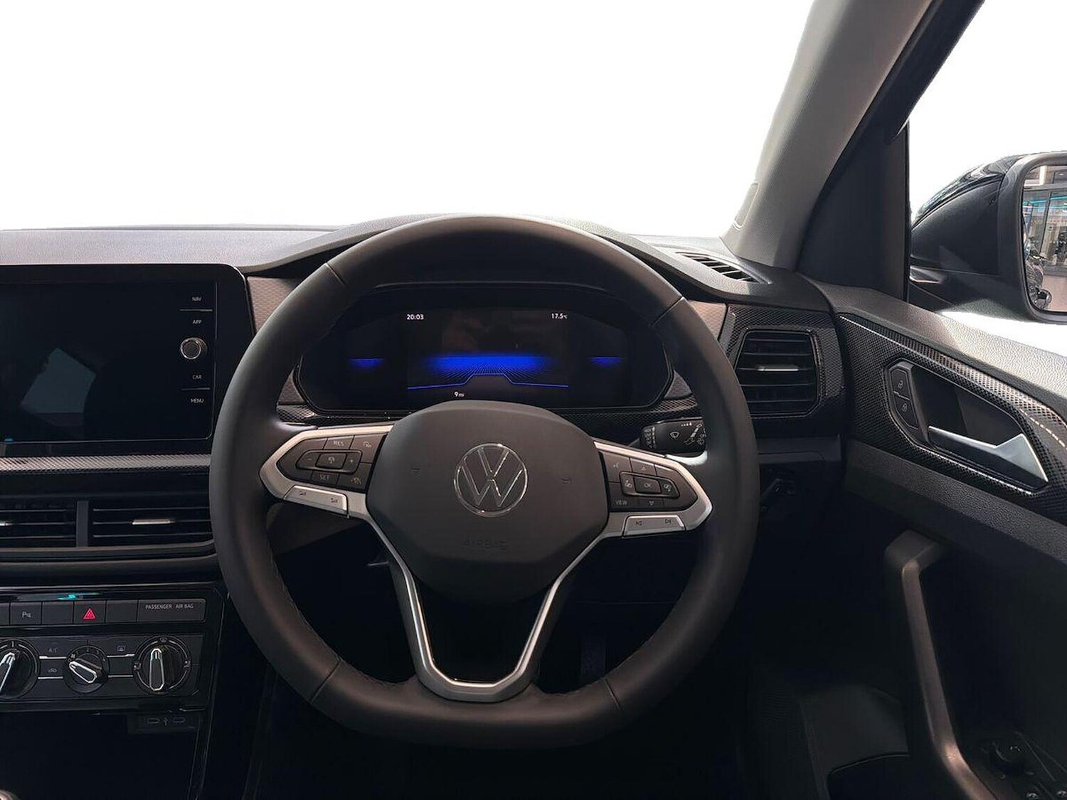 Used Volkswagen T-Cross 2025 for sale - 76143004: Photo 9