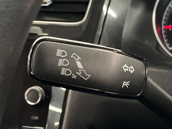 Used Volkswagen Golf 2019 for sale - 76159540: Photo 24