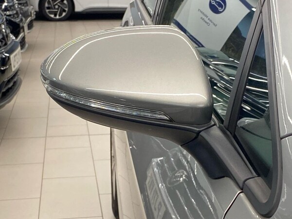 Used Volkswagen Golf 2019 for sale - 76159540: Photo 29