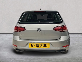 Used Volkswagen Golf 2019 for sale - 76159540: Photo 4