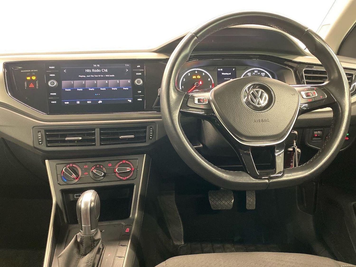 Used Volkswagen Polo 2018 for sale - 77073241: Photo 9