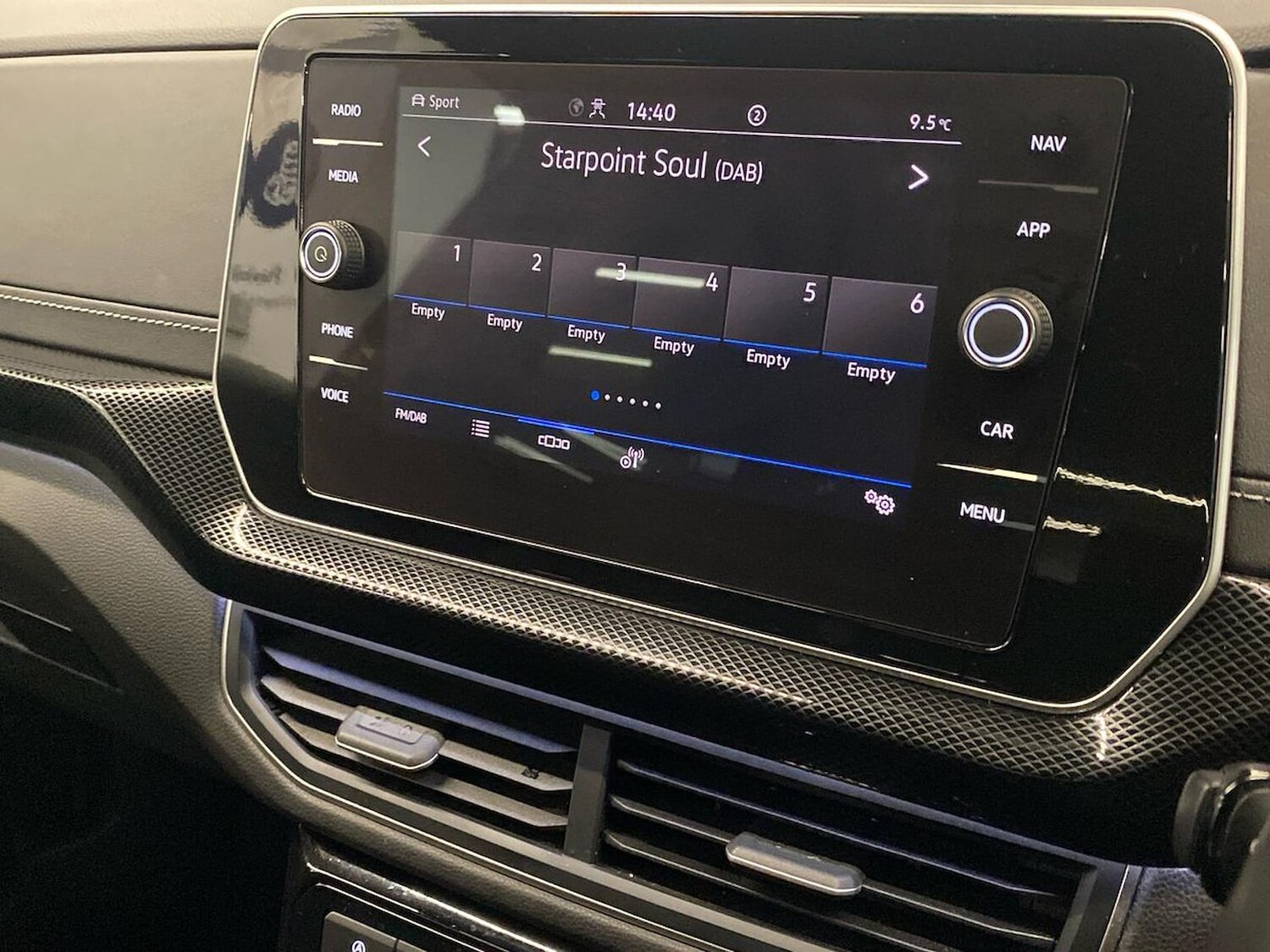 Used Volkswagen T-Cross 2024 for sale - 77487842: Photo 11