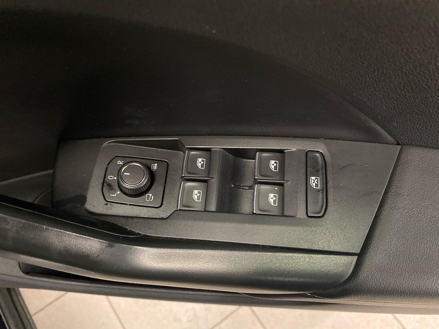 Used Volkswagen T-Cross 2024 for sale - 77487842: Photo 21