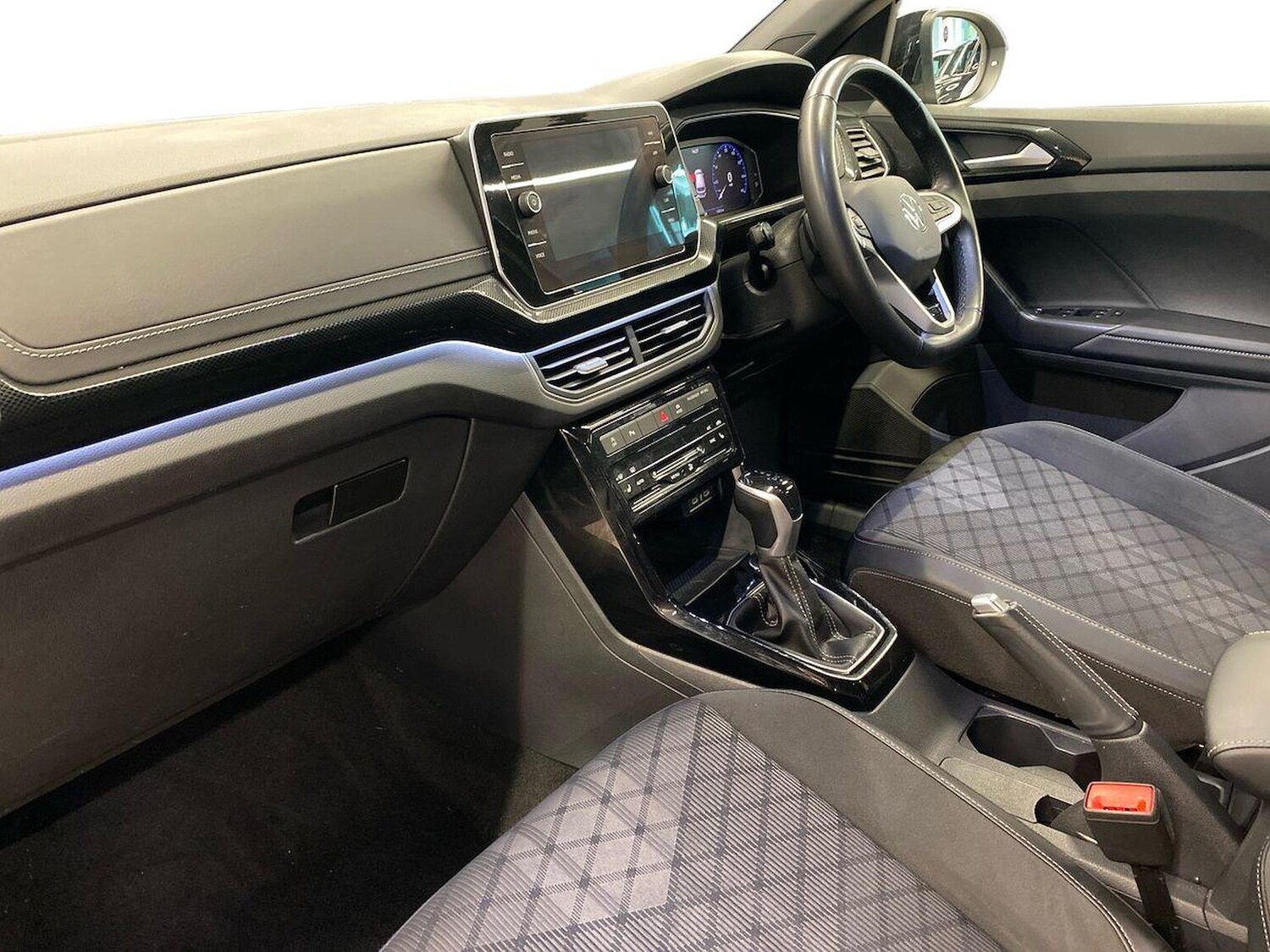 Used Volkswagen T-Cross 2024 for sale - 77487842: Photo 7