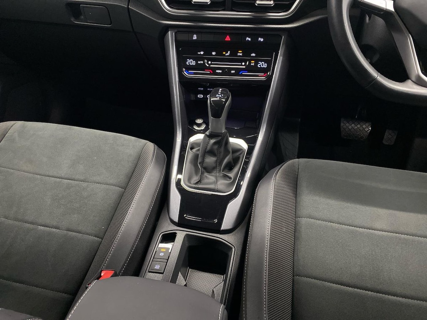 Used Volkswagen T-Roc 2022 for sale - 77567676: Photo 13