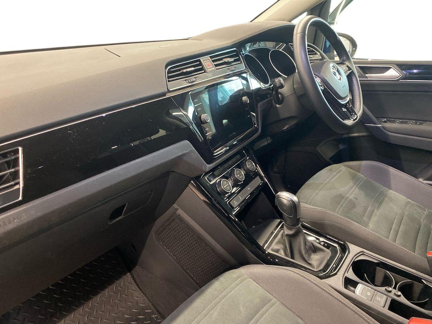 Used Volkswagen Touran 2020 for sale - 78195250: Photo 7