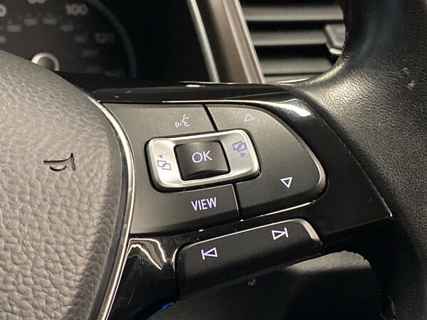 Used Volkswagen T-Roc 2019 for sale - 75956595: Photo 24