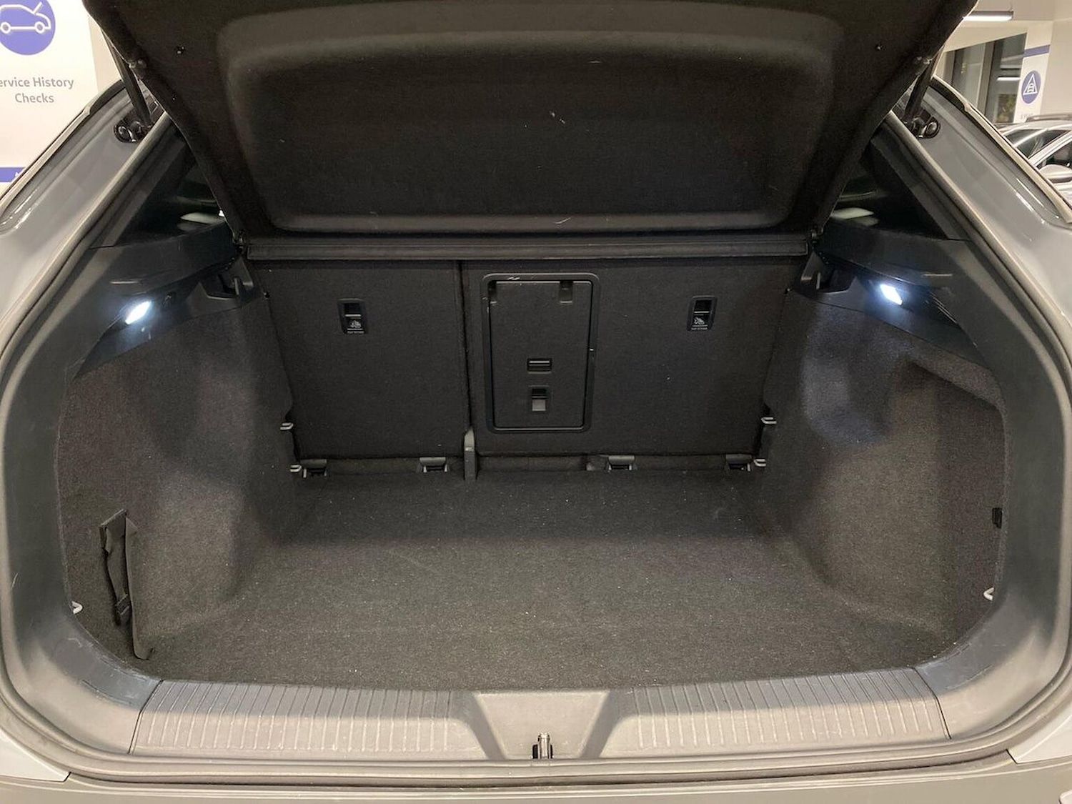 Used Volkswagen ID.4 2022 for sale - 76951200: Photo 18