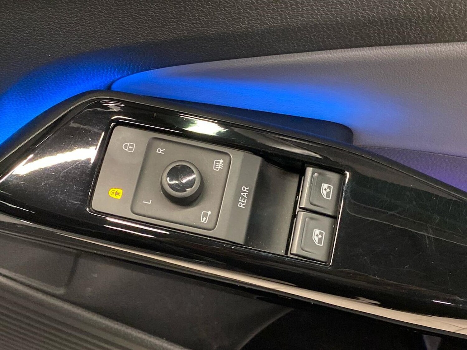 Used Volkswagen ID.4 2022 for sale - 76951200: Photo 22