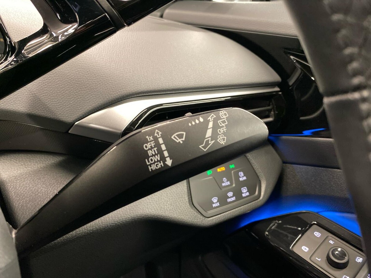 Used Volkswagen ID.4 2022 for sale - 76951200: Photo 29