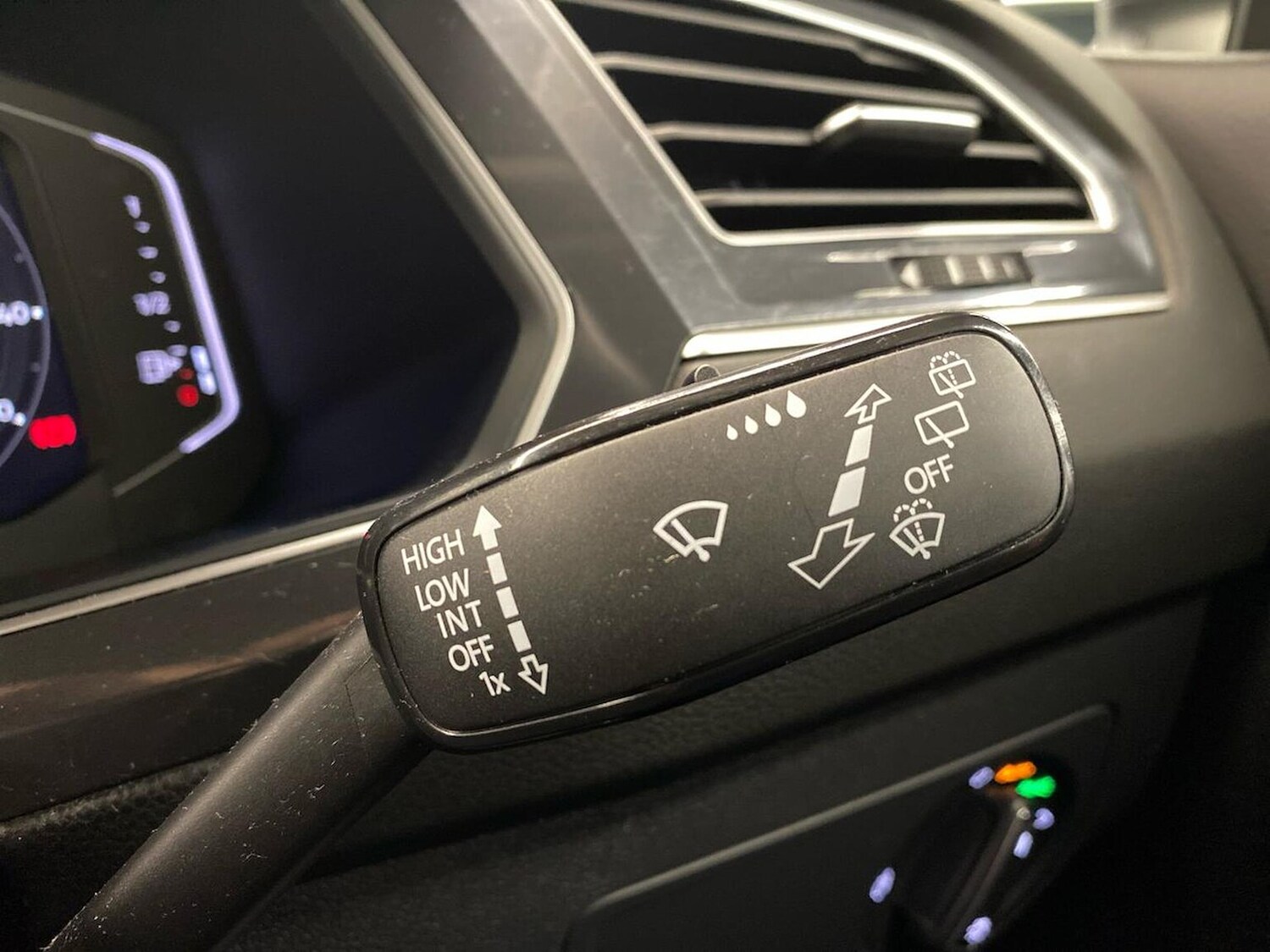 Used Volkswagen Tiguan Allspace 2024 for sale - 77487854: Photo 27