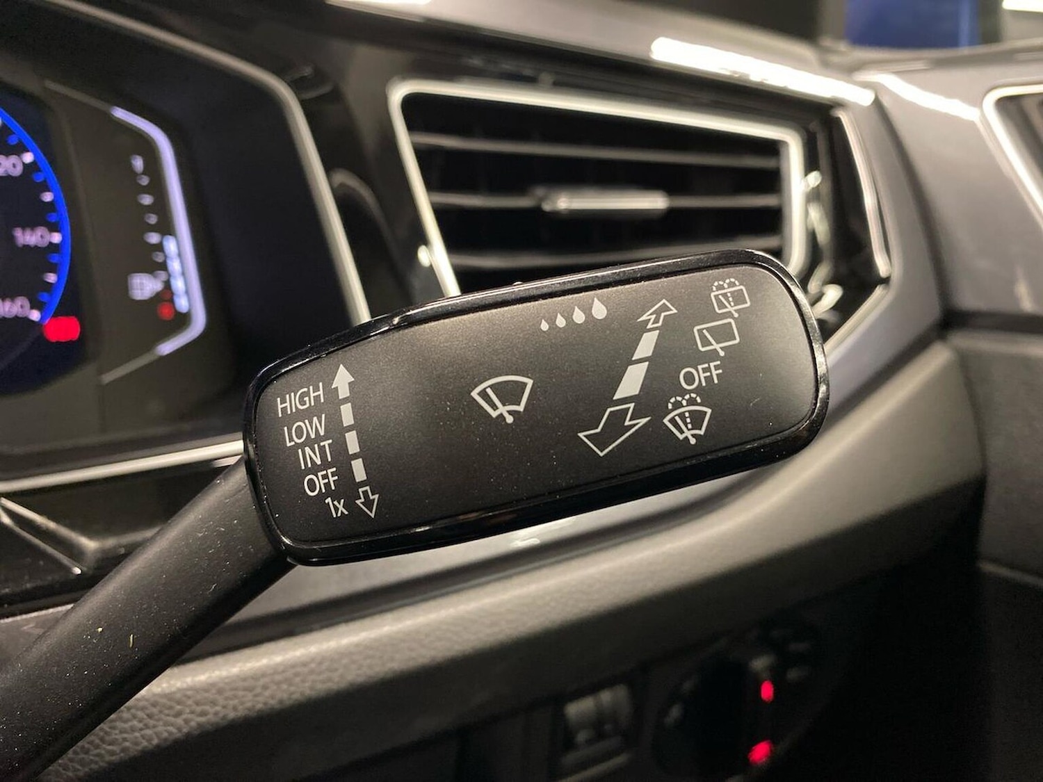 Used Volkswagen Polo 2020 for sale - 76924622: Photo 29