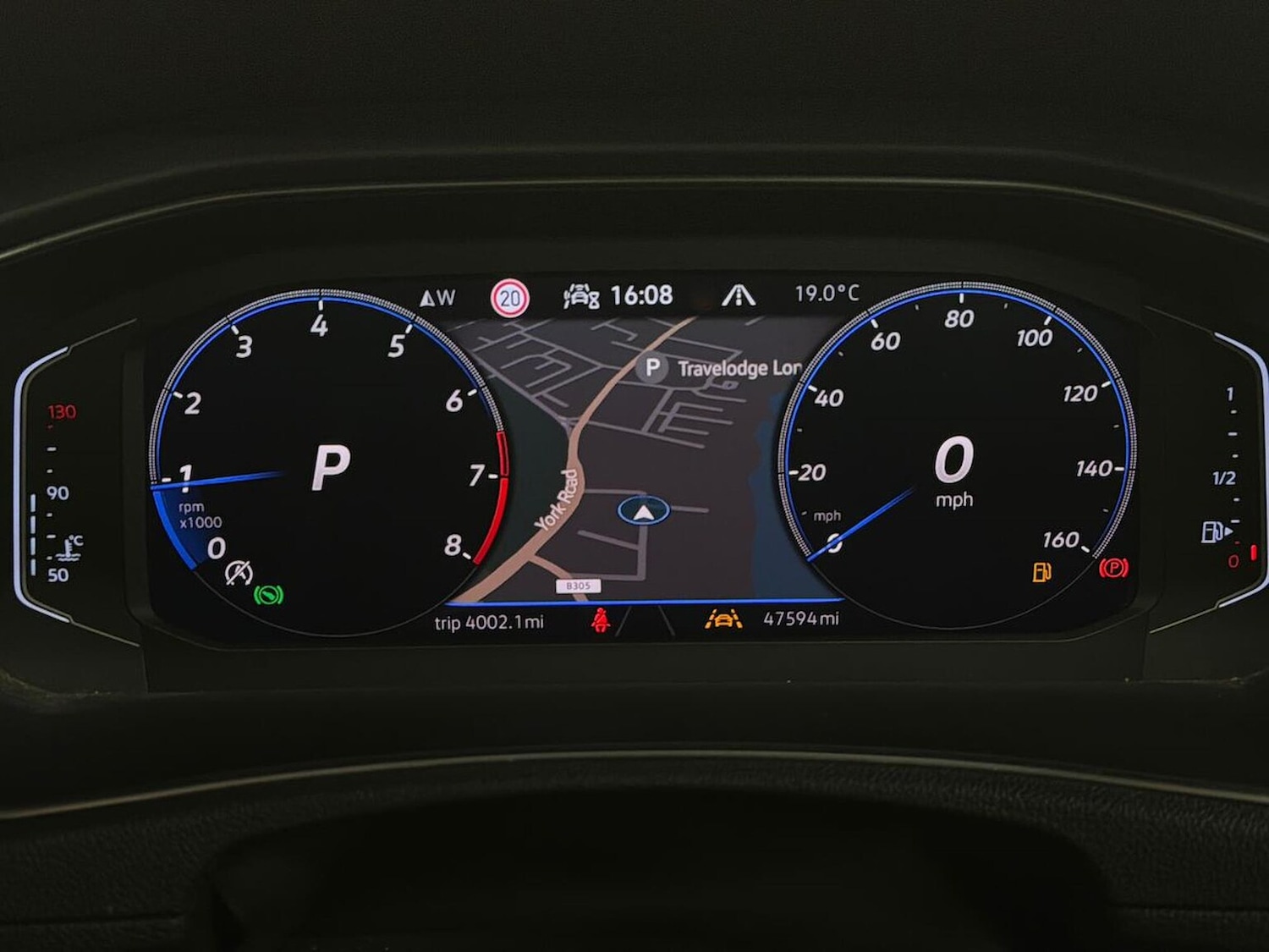 Used Volkswagen T-Roc 2021 for sale - 76735598: Photo 10