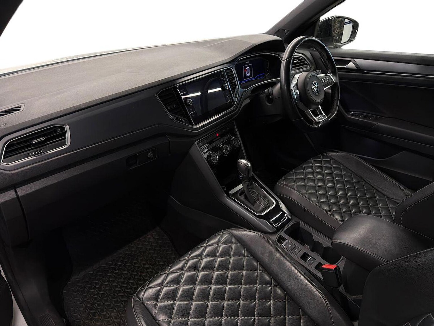 Used Volkswagen T-Roc 2021 for sale - 76735598: Photo 7