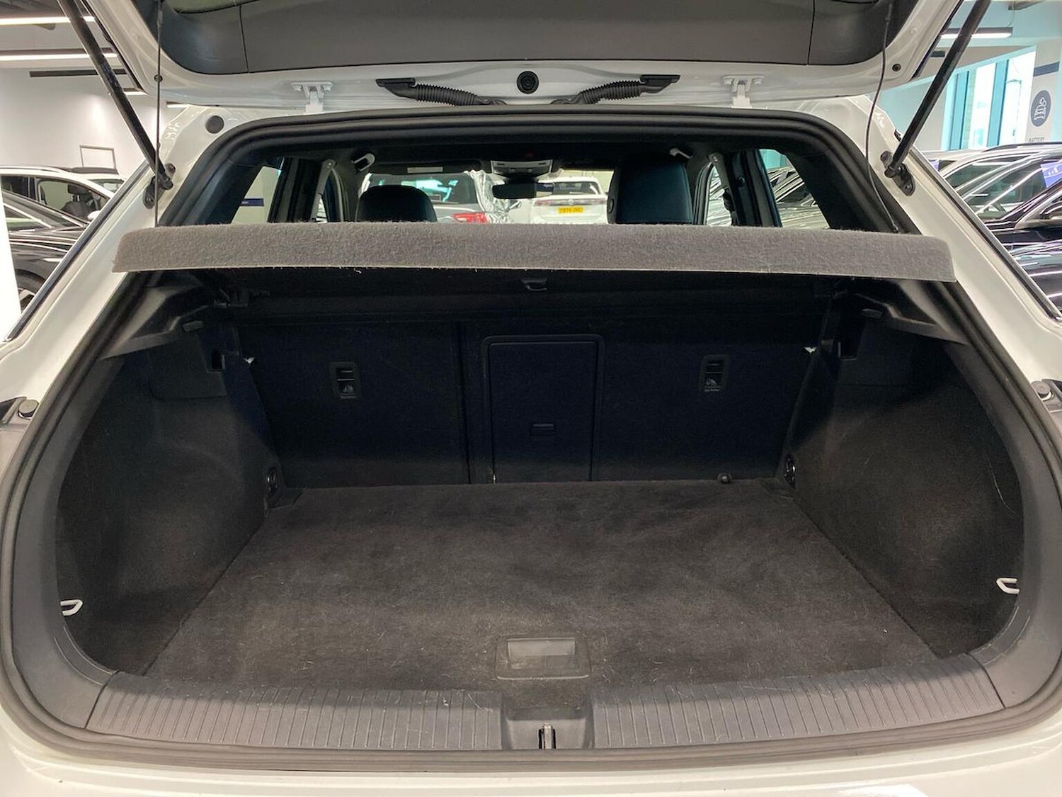 Used Volkswagen T-Roc 2024 for sale - 77639315: Photo 19