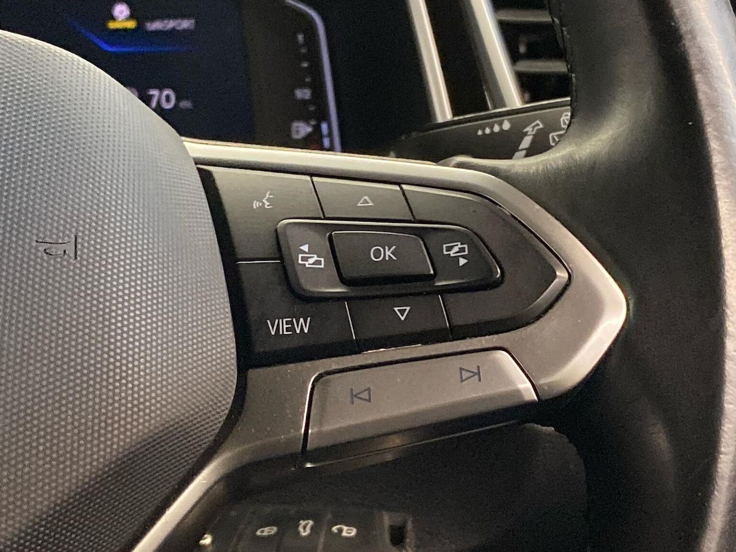 Used Volkswagen T-Roc 2024 for sale - 77639315: Photo 27