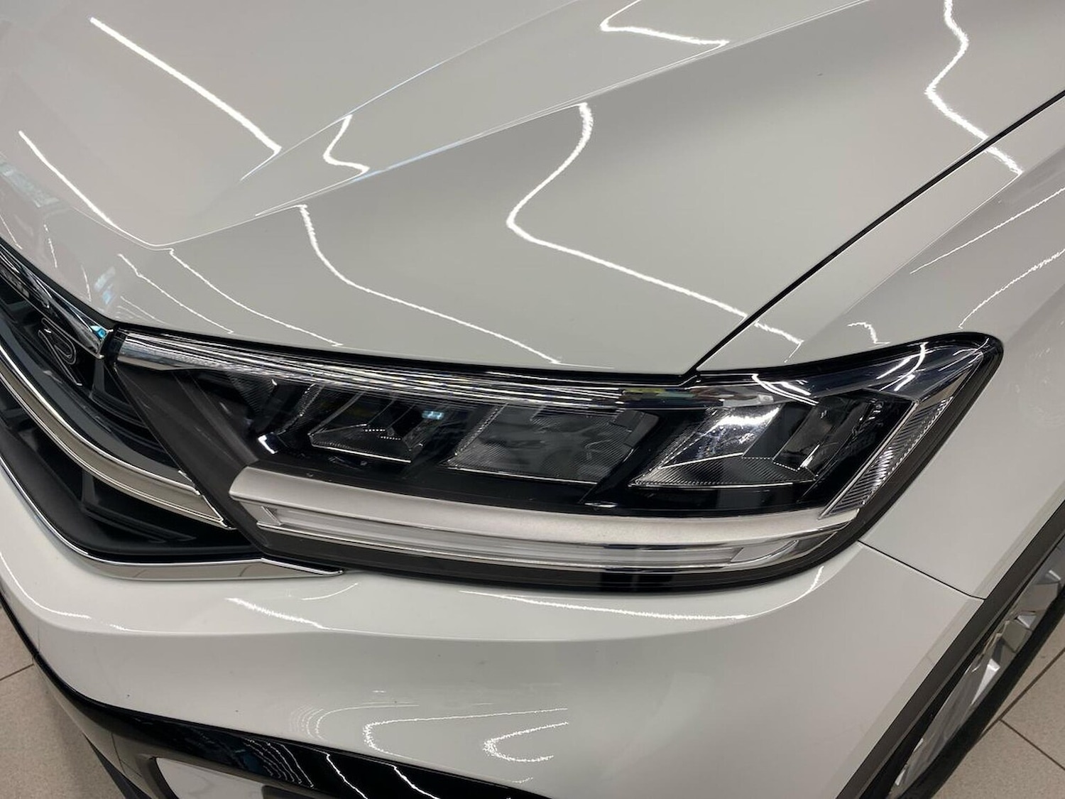 Used Volkswagen T-Roc 2024 for sale - 77639315: Photo 32