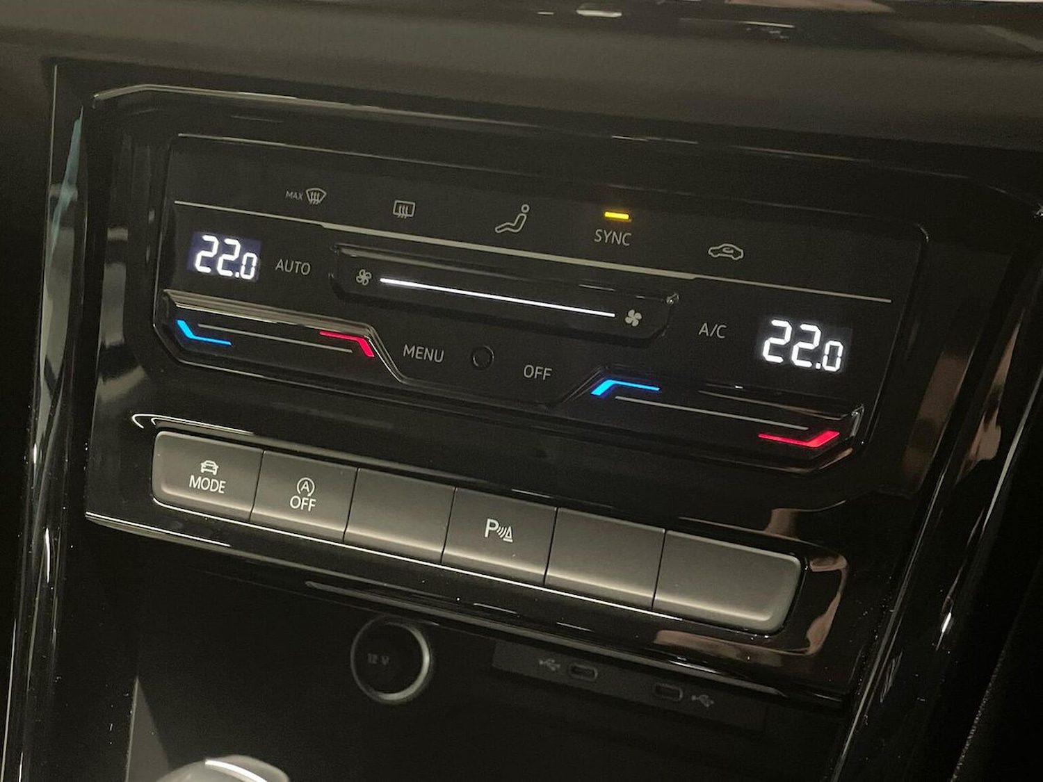 Used Volkswagen Touran 2023 for sale - 76860066: Photo 12