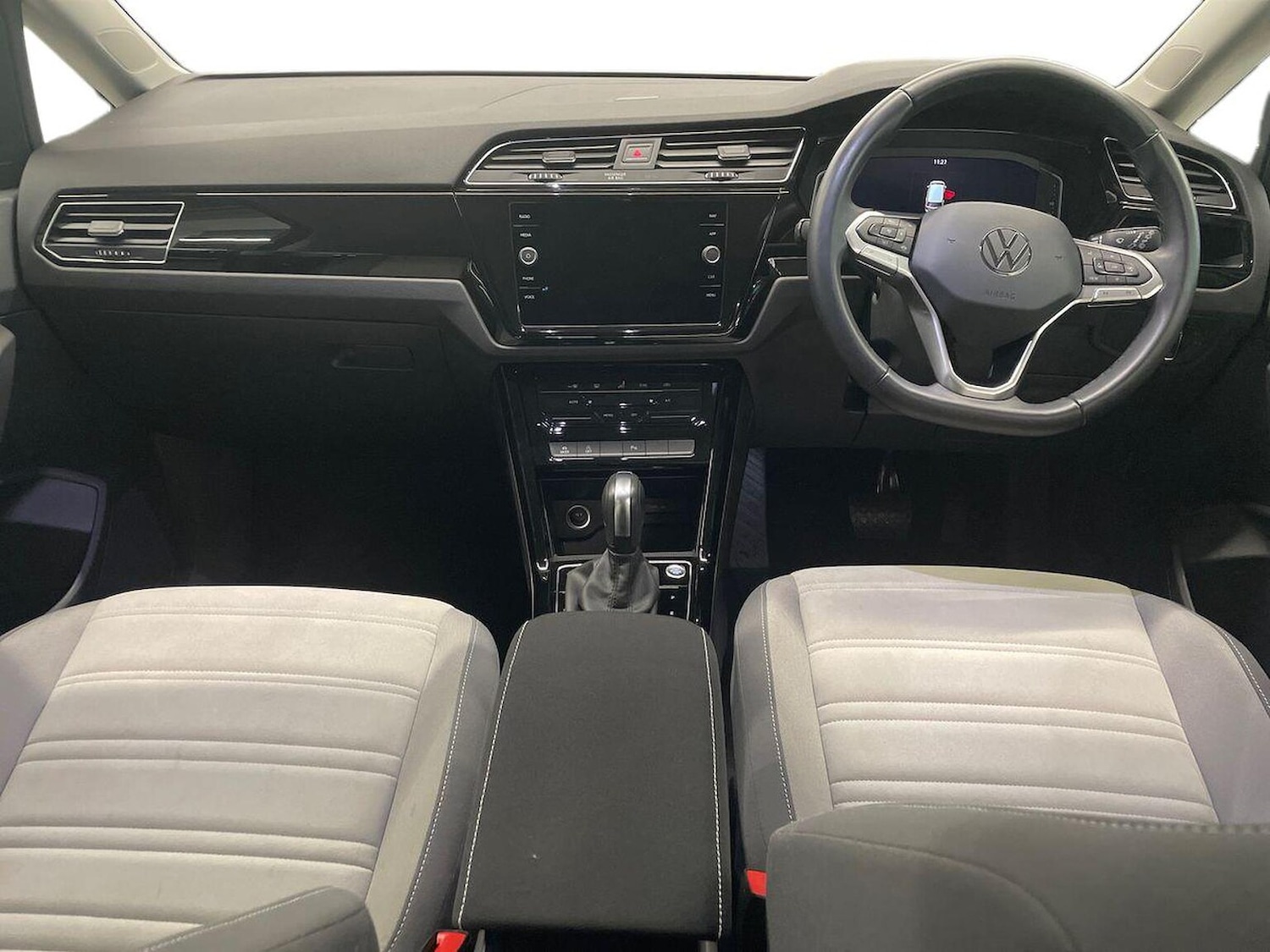 Used Volkswagen Touran 2023 for sale - 76860066: Photo 8