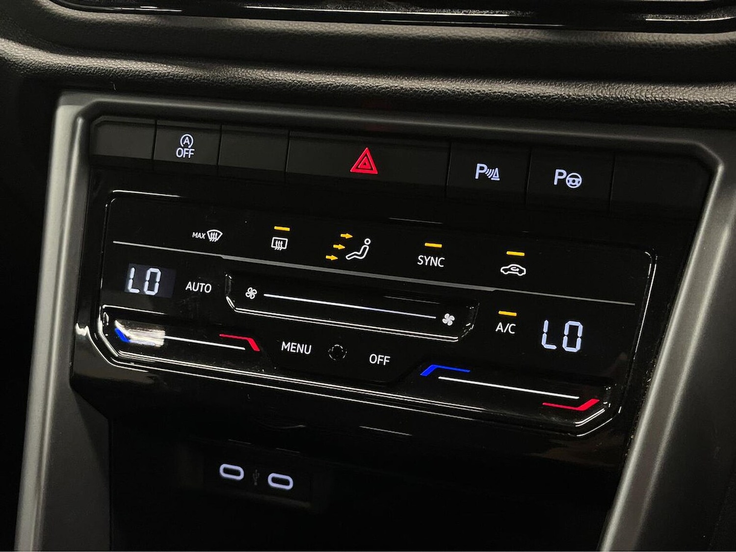 Used Volkswagen T-Roc 2022 for sale - 76319643: Photo 12