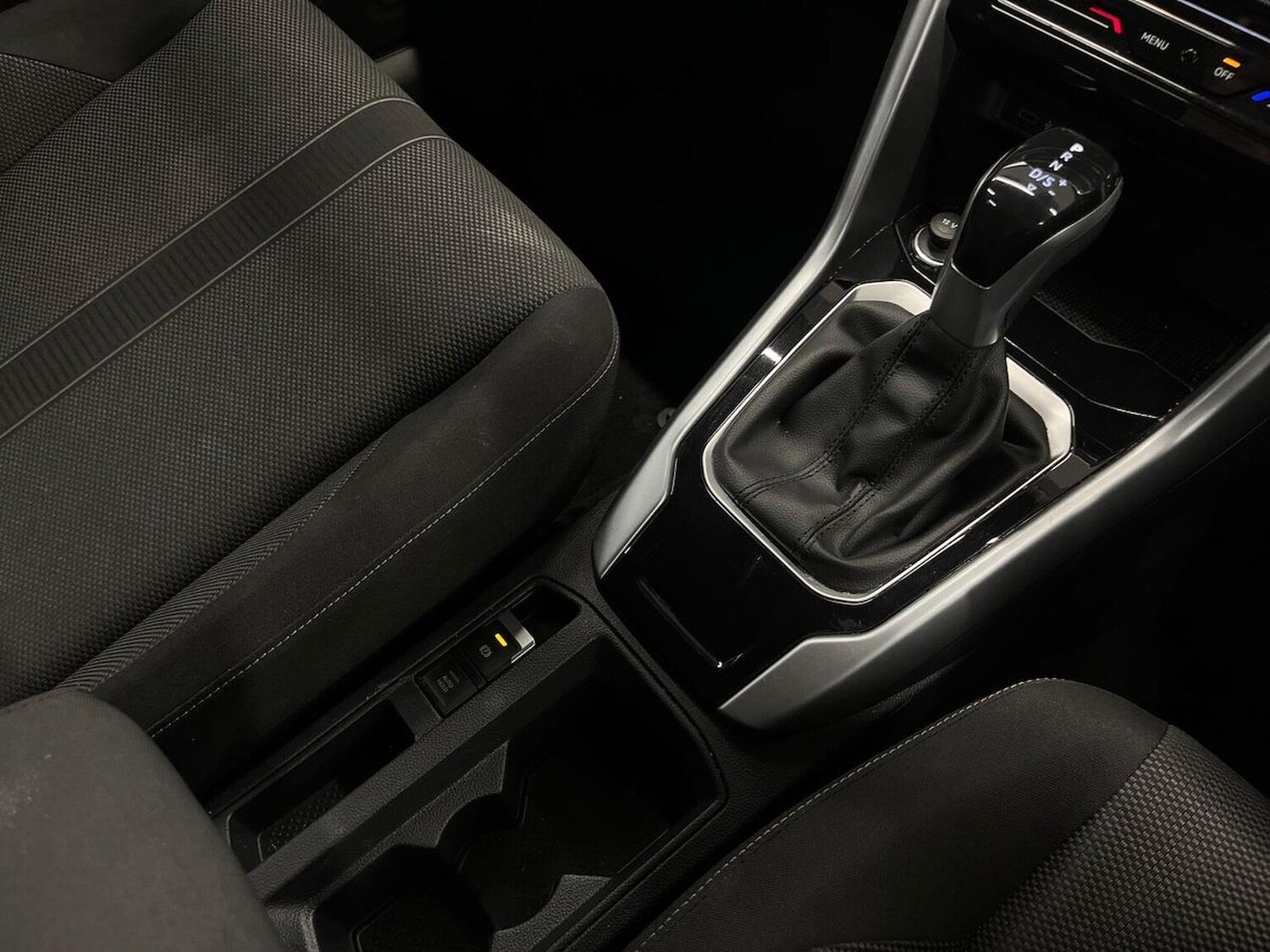 Used Volkswagen T-Roc 2022 for sale - 76319643: Photo 13