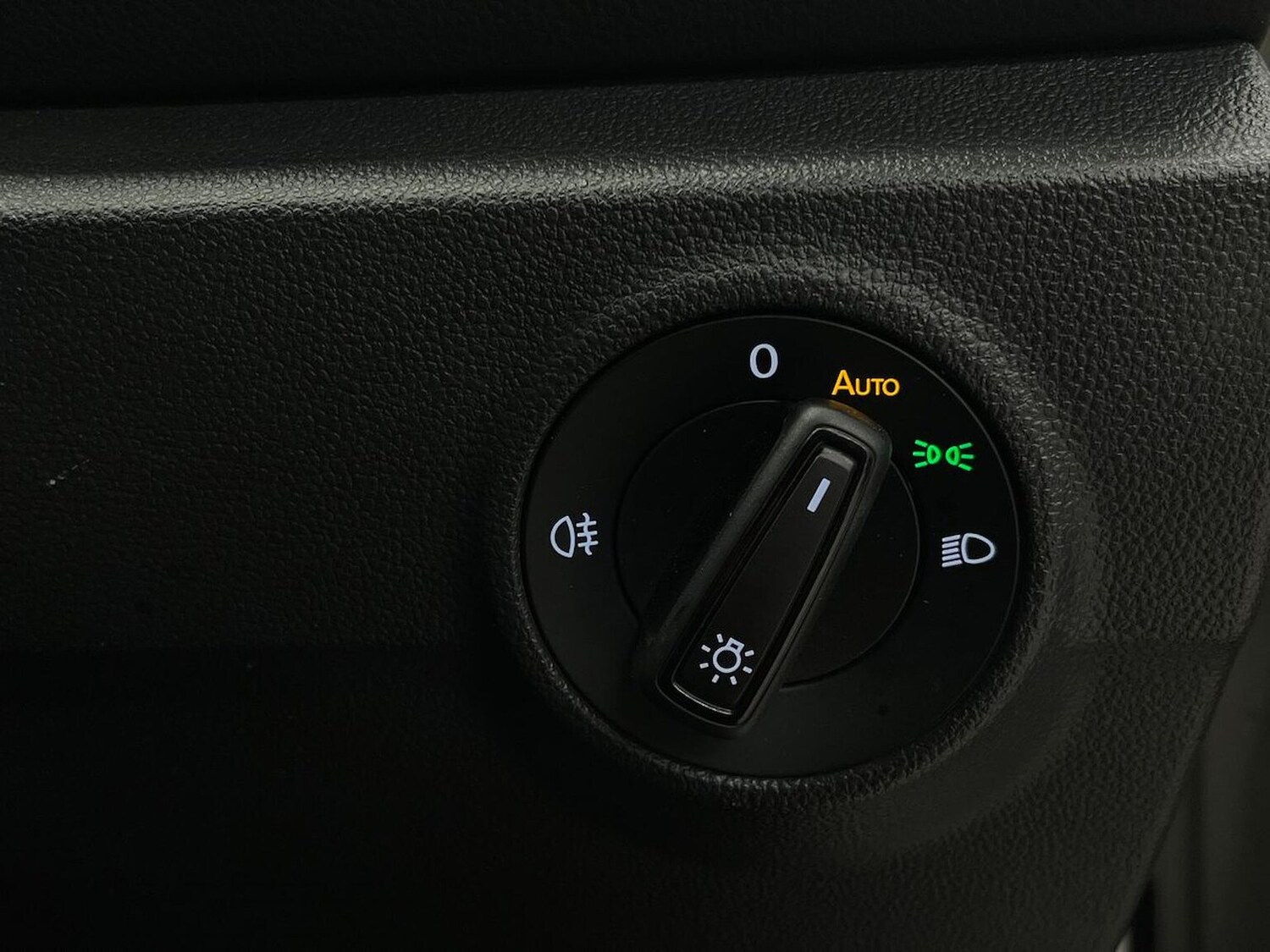 Used Volkswagen T-Roc 2022 for sale - 76319643: Photo 22